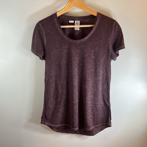 le verde Lightweight Open-back Lux T-Shirt Size Medium. - Picture 2 of 6